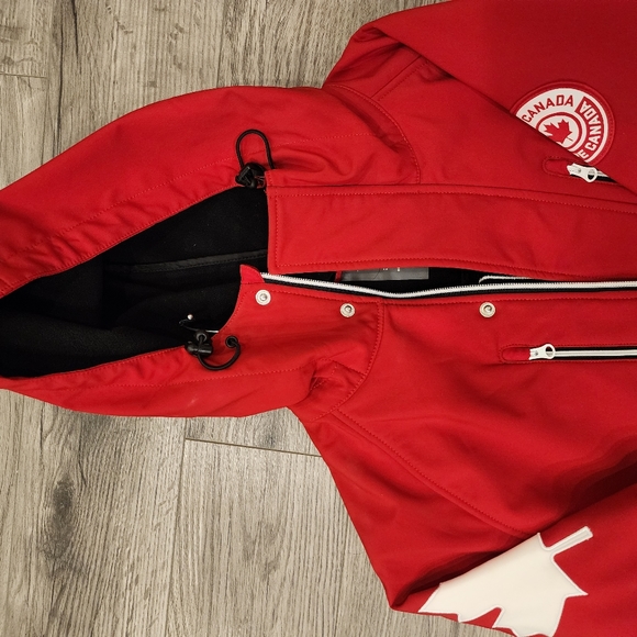 2018 Winter Olympic Hudson's Bay Men's Jacket - Picture 8 of 9